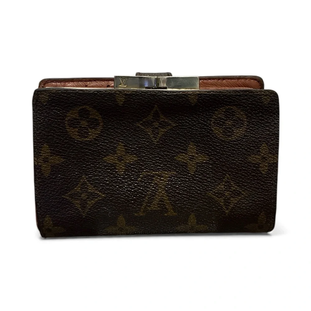 Louis Vuitton Gold and Brown Monogram Kiss lock COA included - Picture 3 of 12